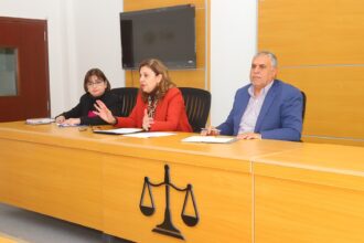 كلية الحقوق بجامعة البترا تستضيف محاضرة للوزيرة الأسبق ياسرة غوشة