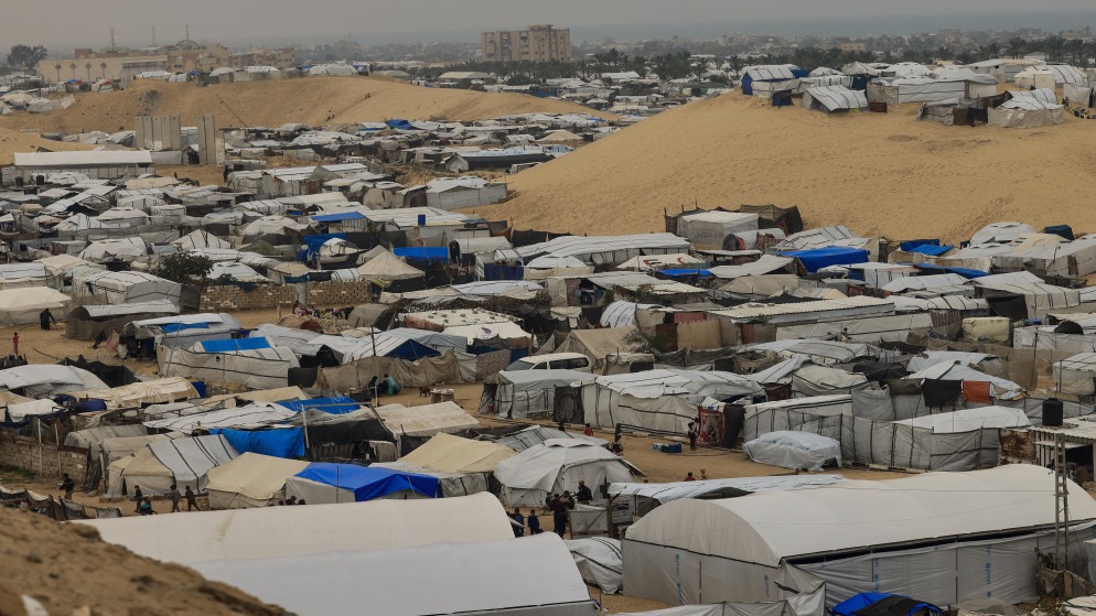 أزمة وقود حادة تهدد توقف خدمات البلديات في غزة