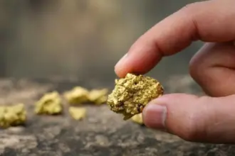 عاجل | بيان صحفي حول الاتفاقية الموقّعة بين الحكومة وشركة وادي عربة للمعادن