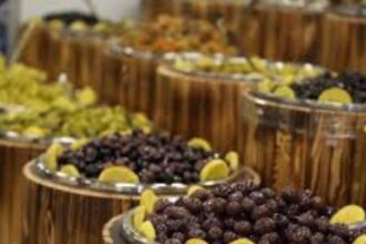 عاجل | مهرجان الزيتون يخفّض رسوم المخابز ويعيد المبالغ للمشاركين