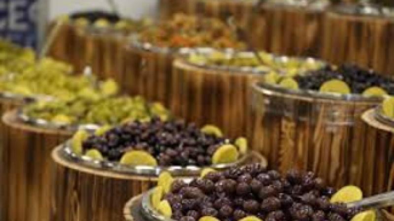 عاجل | مهرجان الزيتون يخفّض رسوم المخابز ويعيد المبالغ للمشاركين