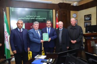رئيس جامعة البترا يبحث مع جمعية "عون" التعاون في توثيق التاريخ الوطني