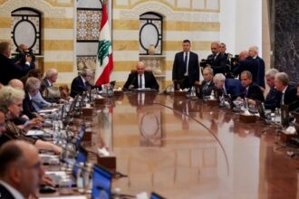 الحكومة اللبنانية تقر قانون معالجة الفجوة المالية