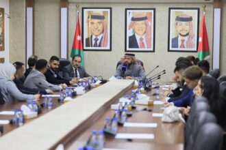 "التعليم النيابية" تلتقي طلبة قائمة النشامى في الجامعة الأردنية