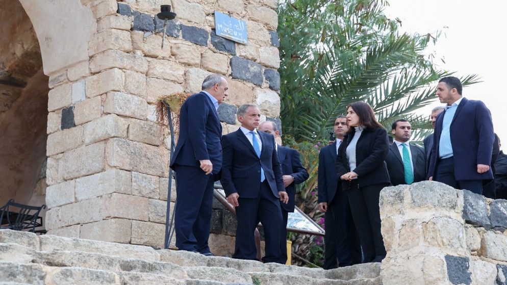 صورة حول : حسان يوجّه بصيانة وتأهيل متحف أم قيس وترميم القرية التراثية حسان يوجّه بصيانة وتأهيل متحف أم قيس وترميم القرية التراثية