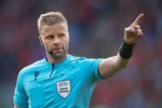 ما حقيقة اعتذار الحكم السويدي لجماهير الأردن؟