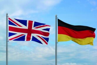 بريطانيا وألمانيا تبرمان صفقة لشراء مدفعية متطورة بقيمة 70 مليون دولار