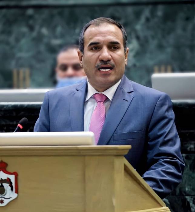 صورة حول : النائب طلال النسور يدعو لدعم الموظفين والمتقاعدين فوراً النائب طلال النسور يدعو لدعم الموظفين والمتقاعدين فوراً