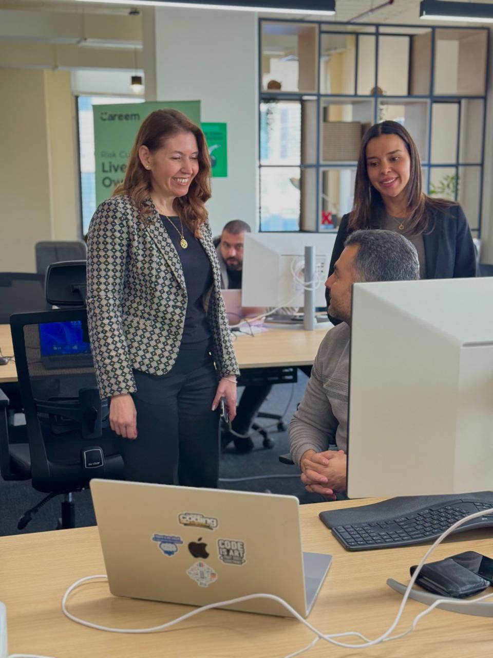 مجلس مفوضي هيئة الاتصالات يزور شركة "كريم " .. صور