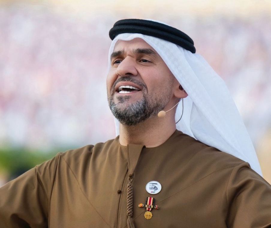 صورة حول : حسين الجسمي يشعل مسيرة الاتحاد بأغنية وطنية حسين الجسمي يشعل مسيرة الاتحاد بأغنية وطنية