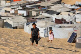 كيف أثر وقف إطلاق النار على صحة أطفال غزة؟