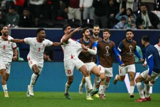 كتل النيابية تشيد بوحدة الأردنيين خلف المنتخب