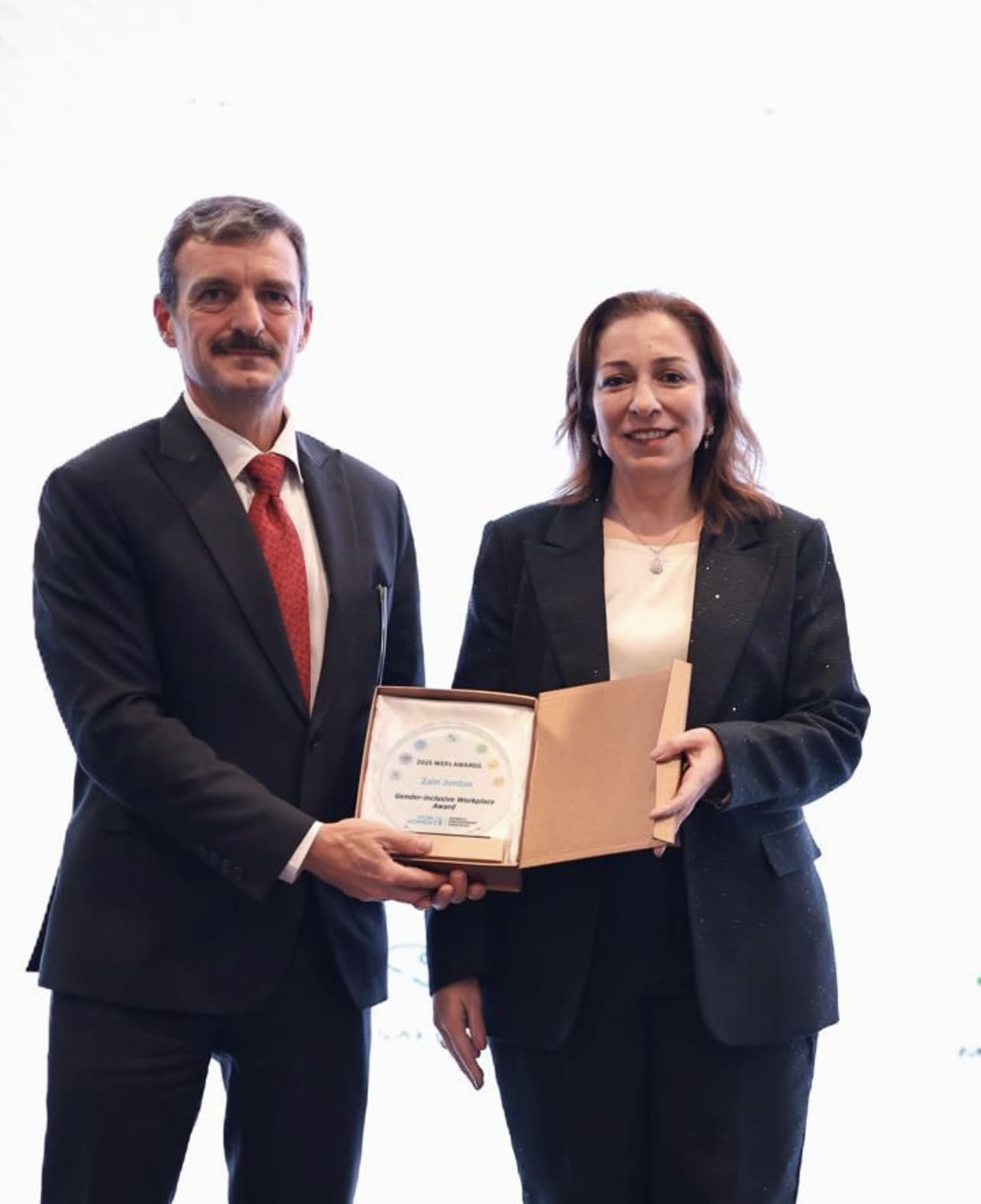 زين الأردن تحصد جائزة “بيئة العمل الشاملة للمرأة” من هيئة الأمم المتحدة للمرأة (UN Women)