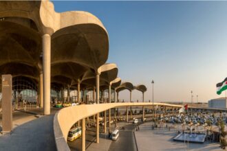 مطار الملكة علياء الدولي يحافظ على تصنيف 4 نجوم من "سكاي تراكس"