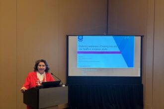 عمان الأهلية تشارك بمؤتمر الجمعية الأمريكية للنطق واللغة والسمع