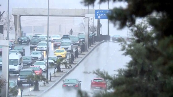 طقس بارد الجمعة وتحذير من أجواء شديدة البرودة ليلًا