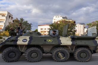 اللاذقية تشهد حظر تجول ليلي بعد أعمال عنف