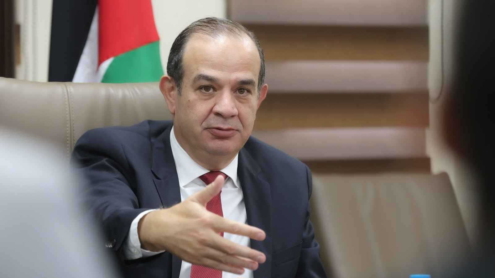 وزير الاقتصاد الرقمي يعرض مؤشرات الأردن في التحول الرقمي الثلاثاء