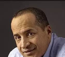 مجموعة المناصير تستحوذ على حصة شركة لافارج في مصانع الأسمنت الأردنية