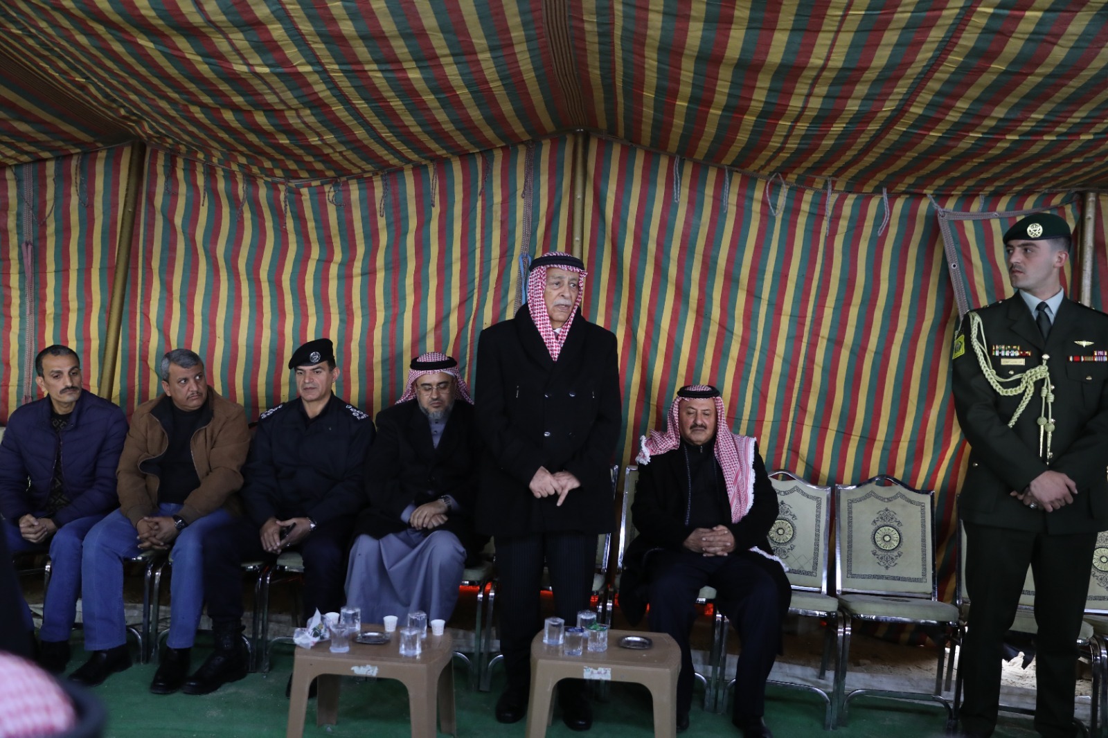 مندوبا عن الملك وولي العهد... العيسوي يعزي عشائر العدوان والعجاجرة