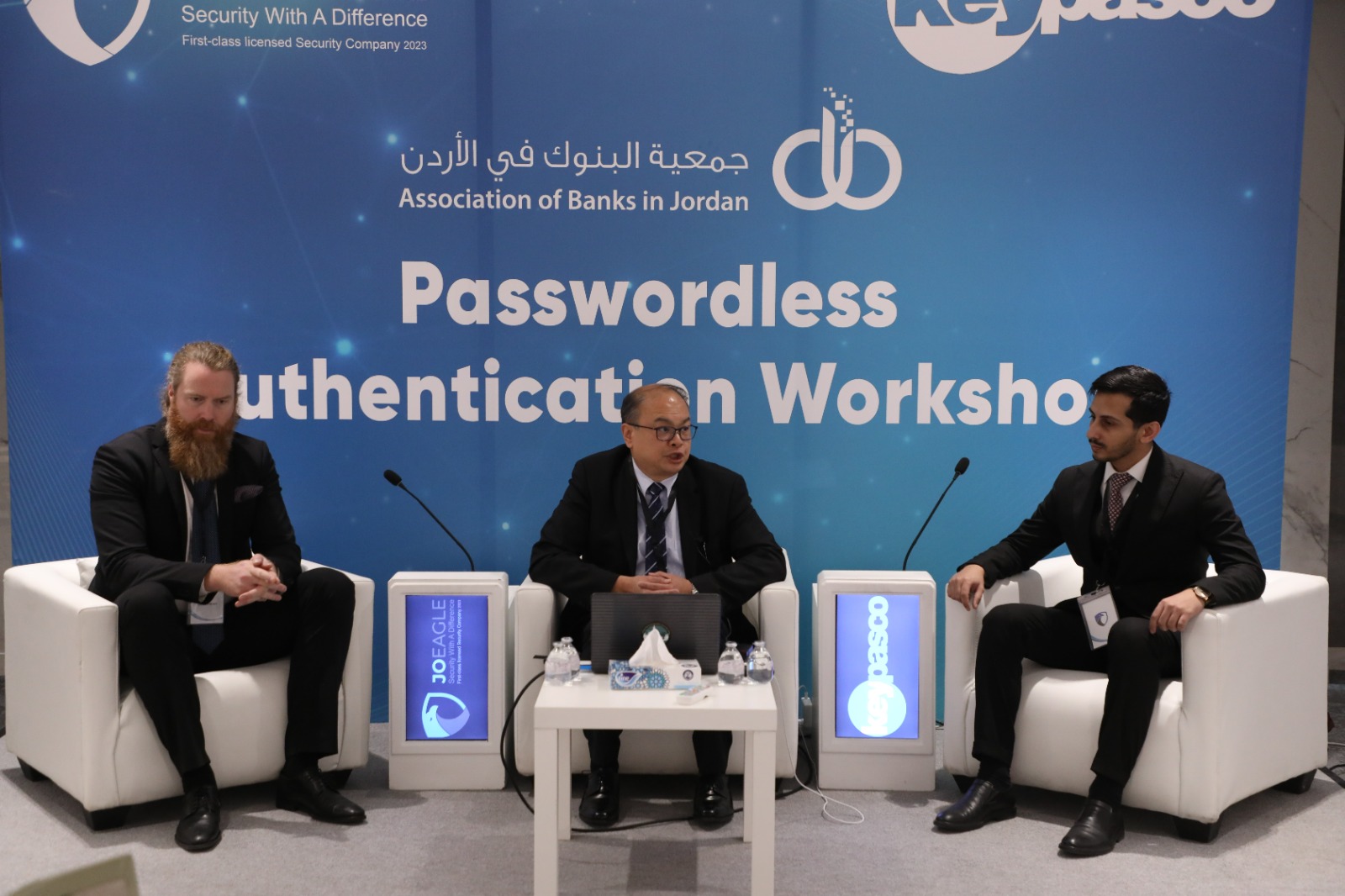 صورة حول : شركة Joeagle وجمعية البنوك تنظمان ورشة عمل حول تقنيات المصادقة الخالية من كلمات المرور شركة Joeagle وجمعية البنوك تنظمان ورشة عمل حول تقنيات المصادقة الخالية من كلمات المرور