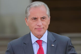 حسان يهنئ المسيحيين بحلول الأعياد المجيدة