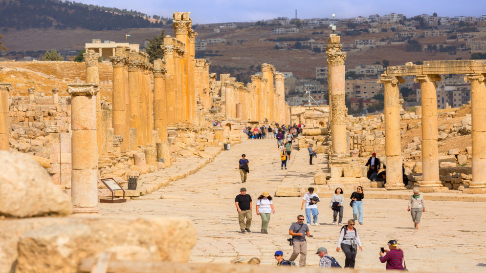 صورة حول : فعاليات جرش تؤكد أهمية العمل التطوعي للشباب فعاليات جرش تؤكد أهمية العمل التطوعي للشباب