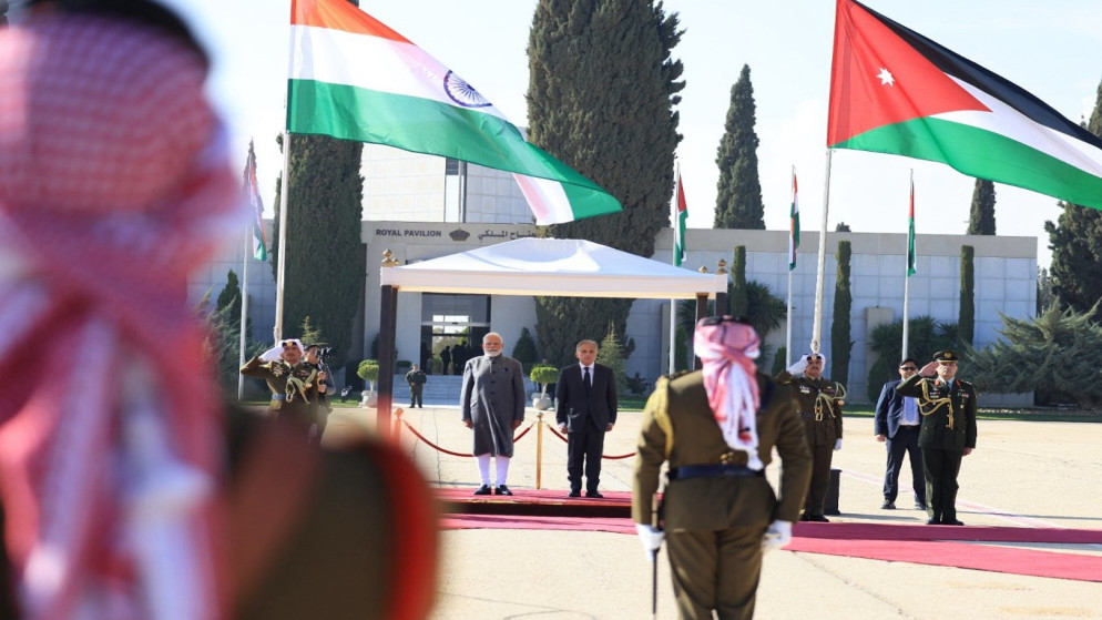 صورة حول : عاجل | جعفر حسان يستقبل رئيس وزراء الهند ناريندرا مودي في زيارة رسمية للأردن عاجل | جعفر حسان يستقبل رئيس وزراء الهند ناريندرا مودي في زيارة رسمية للأردن