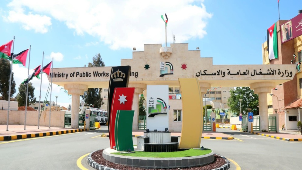 الأشغال تبدأ خطة الطوارئ لمواجهة الظروف الجوية المرتقبة