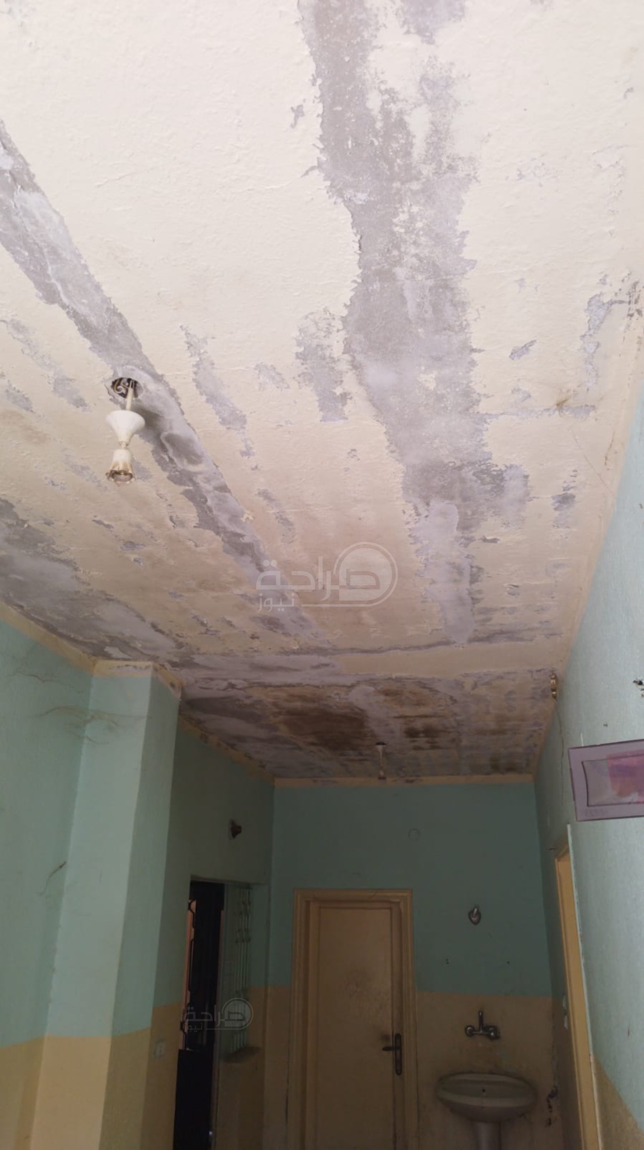 عاجل | فئران ورائحة مجاري وتردي مساكن أئمة المساجد… والصمتٌ يعم خوفاً من العقاب في جرش ..صور