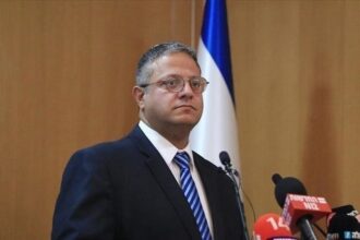 بن غفير يصعّد ويجدد تهديده بهدم قبر الشيخ عز الدين القسام