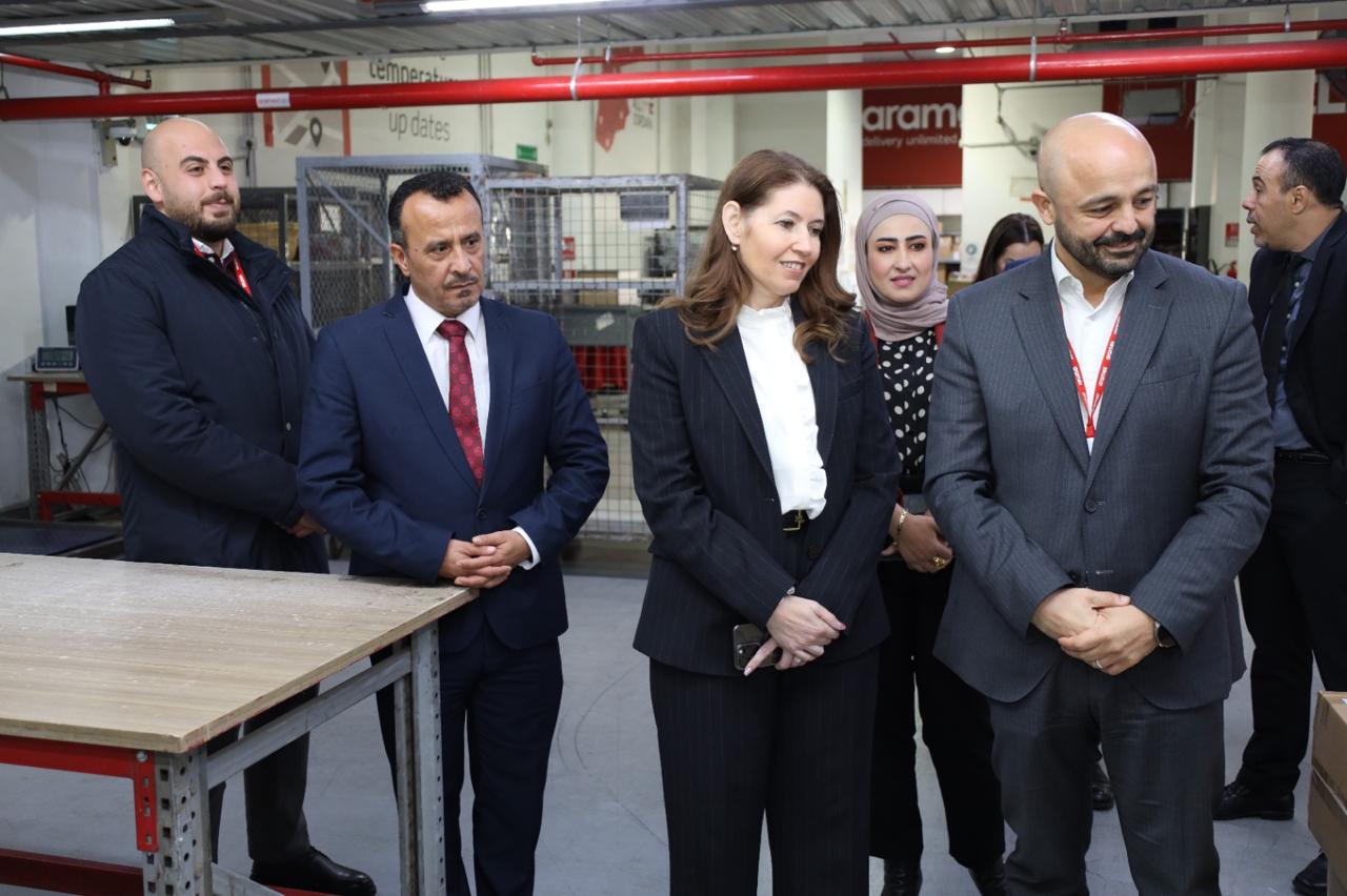 مجلس مفوضي هيئة تنظيم قطاع الاتصالات يزور شركة " أرامكس "