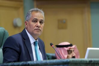 النائب أحمد الهميسات يطالب بتعديل نظام إنهاء خدمة موظفي الضمان