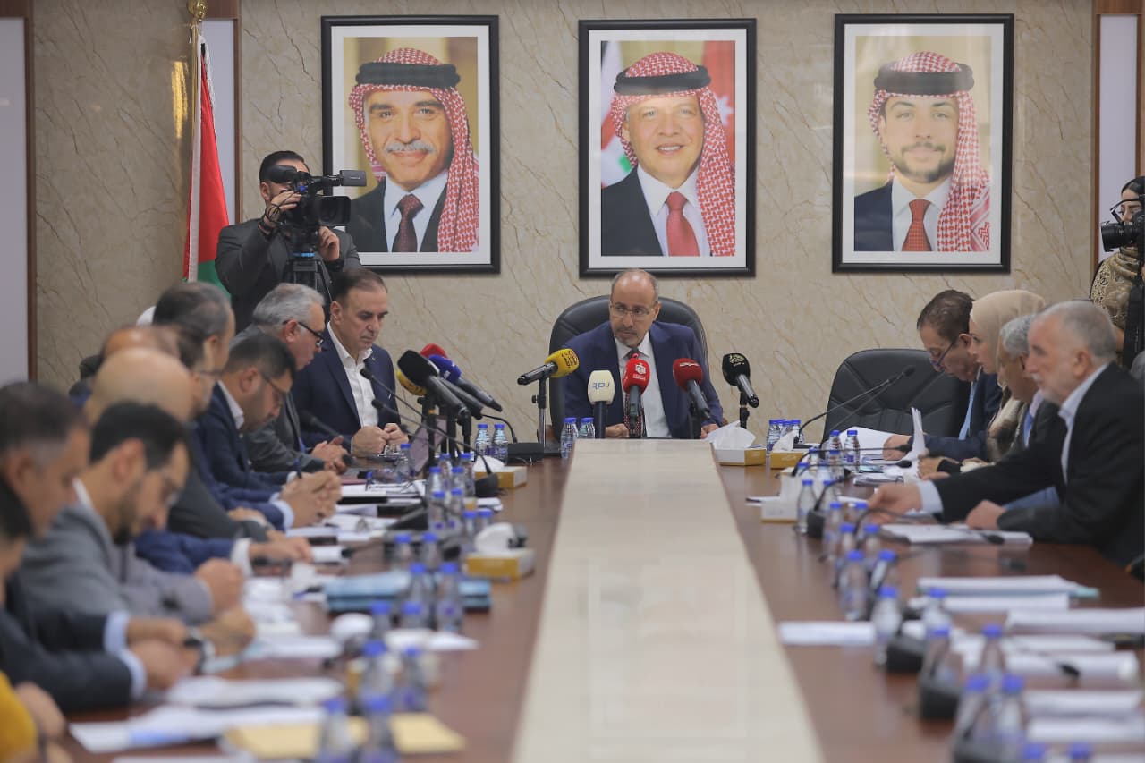 صورة حول : "مالية النواب "تناقش موازنة وزارة الإدارة المحلية "مالية النواب "تناقش موازنة وزارة الإدارة المحلية