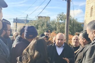 وزارة الإدارة المحلية ترصد أضرار السيول في الكرك