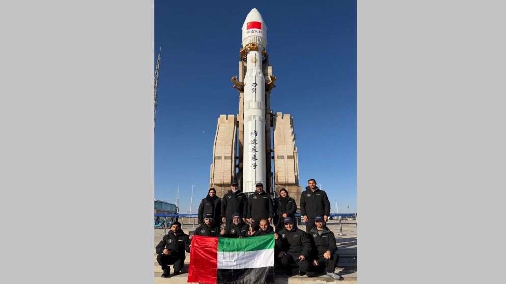 الصين تُطلق الصاروخ "ليغيان-1" حاملاً القمر الإماراتي العربي 813 إلى الفضاء