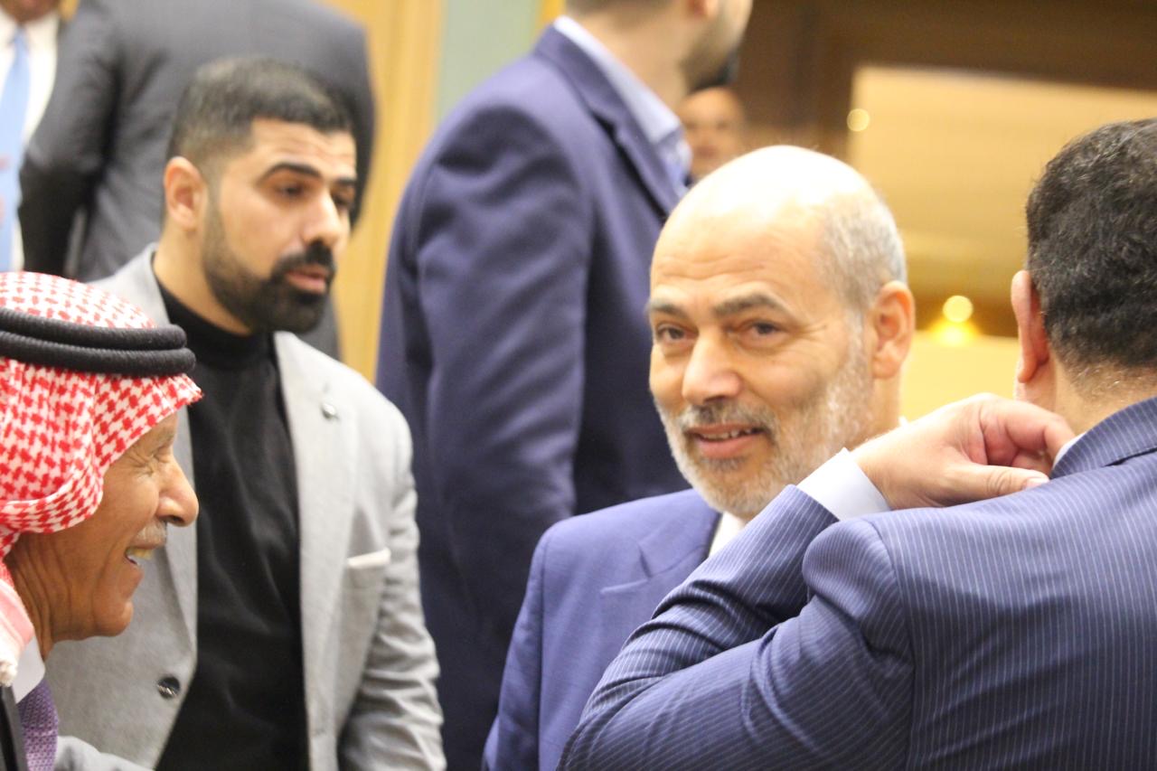 بالصور والفيديو… لقطات قبيل انطلاق جلسة النواب اليوم