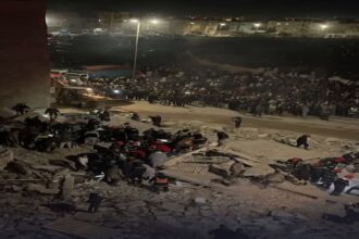 وفاة 19 شخصًا وإصابة 16 بانهيار بنايتين في فاس