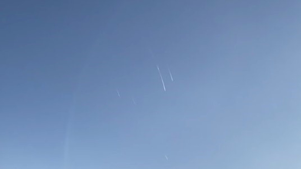 8 طائرات إسرائيلية تحلق فوق لبنان وتستهدف مناطق عدة