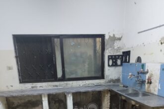 عاجل | فئران ورائحة مجاري وتردي مساكن أئمة المساجد… والصمتٌ يعم خوفاً من العقاب في جرش ..صور