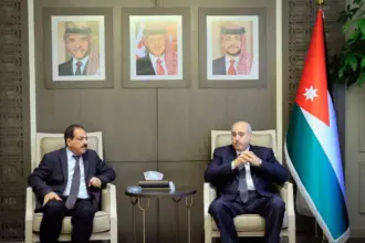 القاضي يشيد بدور اللجنة القانونية ويؤكد أهمية دقة الصياغة التشريعية