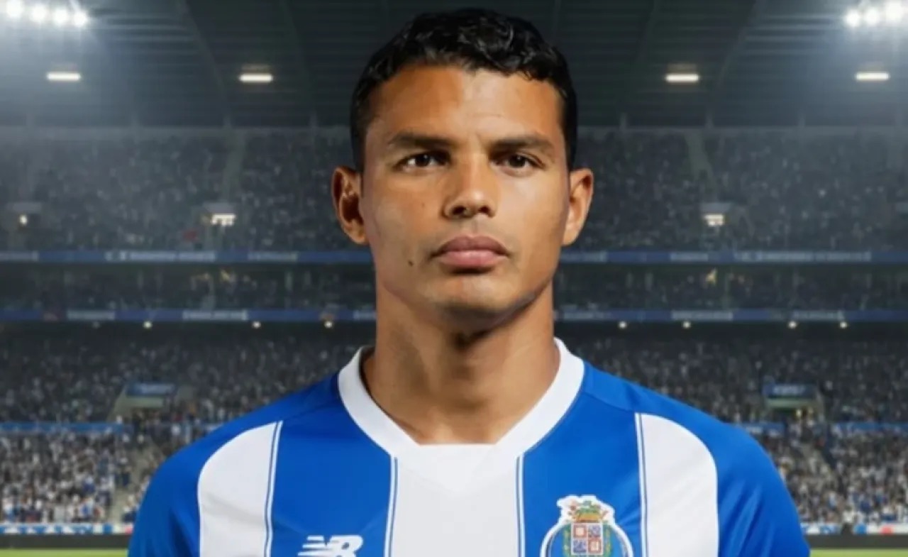 بورتو يضم تياغو سيلفا لتعزيز الخبرة الدفاعية