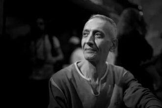 الوسط الفني يودع المخرج عمرو بيومي