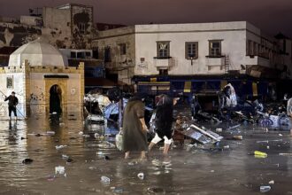 ارتفاع ضحايا الفيضانات في آسفي المغربية إلى 37 شخصًا