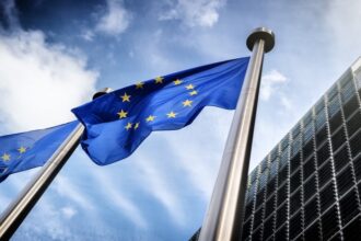 الاتحاد الأوروبي يقر قرضًا بقيمة 90 مليار يورو لأوكرانيا