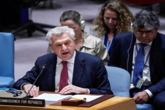 مفوضية اللاجئين تحصل على تعهّدات تمويلية تزيد عن 1,5 مليار دولار لعام 2026