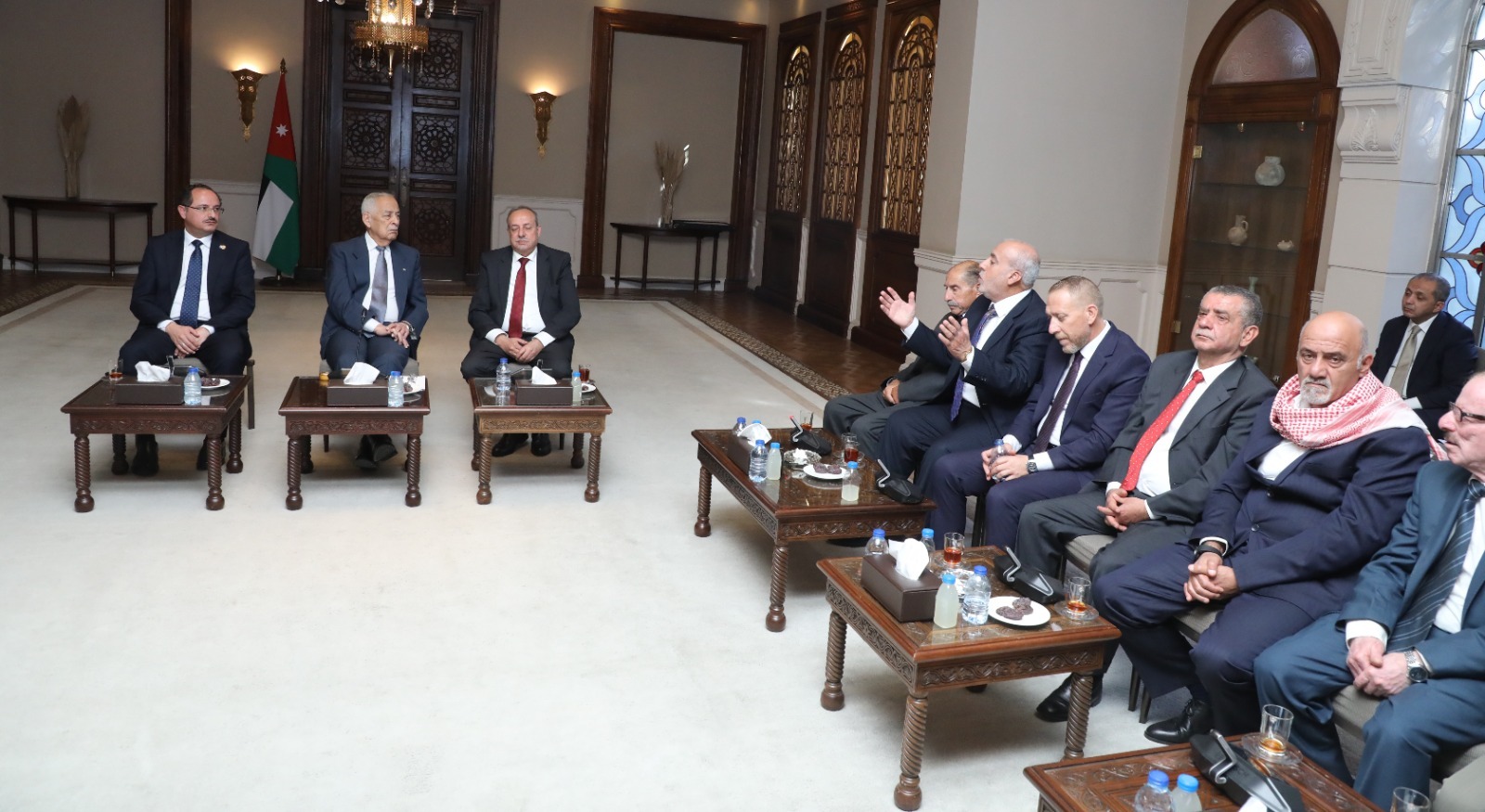 عاجل | العيسوي: الأردن يمضي بثقة بقيادته الهاشمية ومسارات التحديث ركيزة قوة الدولة