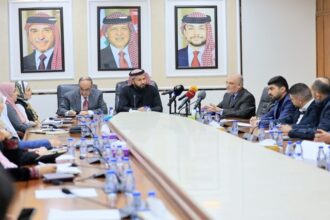 مطالبات نيابية بحذف وحدة في مادة الأحياء لطلبة 2008