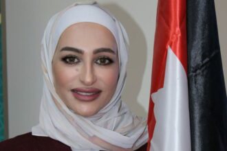 استشارية نفسية: رفض المصافحة أحيانًا انعكاس لصدمات الانفعال وليس إساءة للاعبين