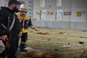 انفجار في مسجد بحمص يسفر عن 3 قتلى و5 مصابين